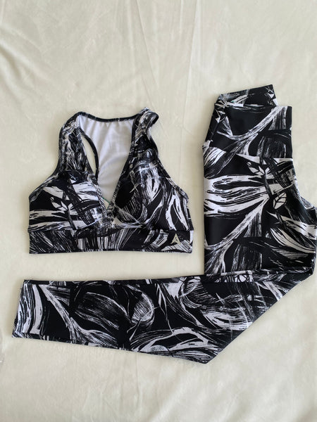 Workout Clothing Activewear Set High-Waist Legging & Sports Bra